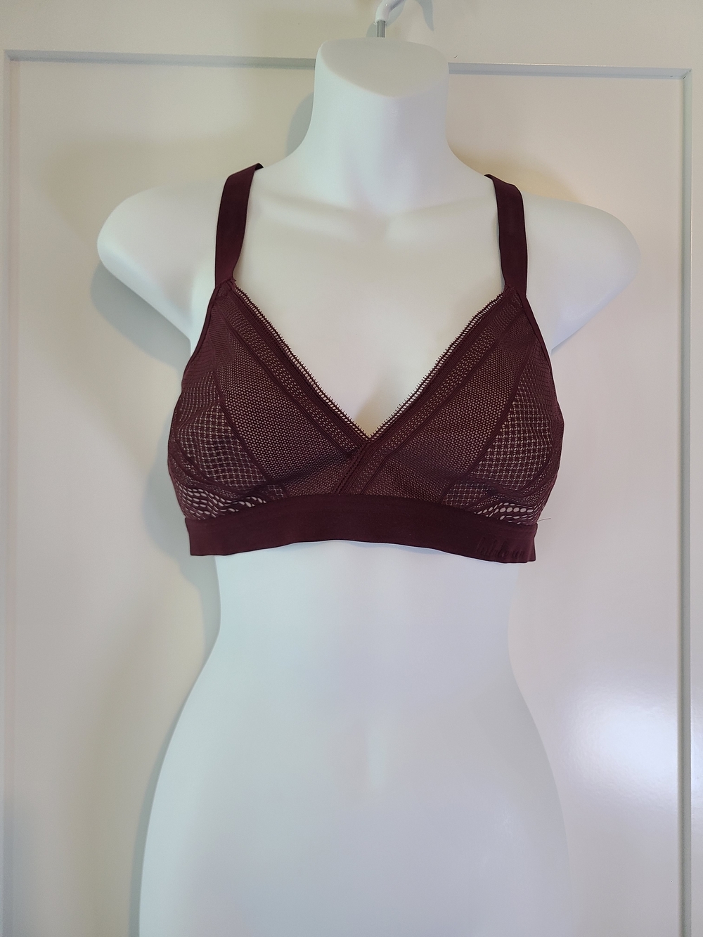lululemon athletica Mesh Wireless Bralette in Burgundy